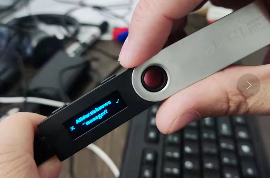 A picture containing person, holding, hand, indoor
Description automatically generated